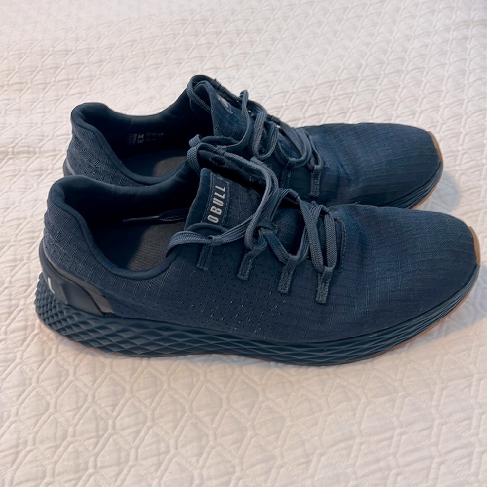 Navy blue NOBULL CrossFit trainers. Used. Men’s size 9.